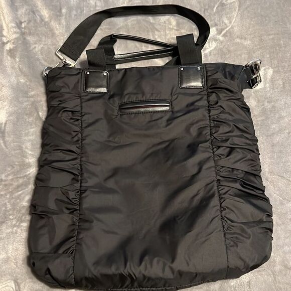 APANA black bag. Hot pink lined. - Picture 2 of 6